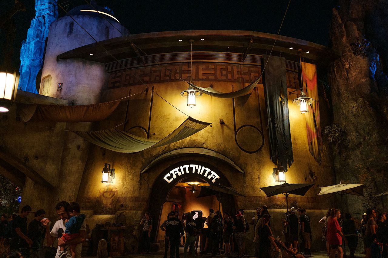 Oga's Cantina at the Disneyland Resort