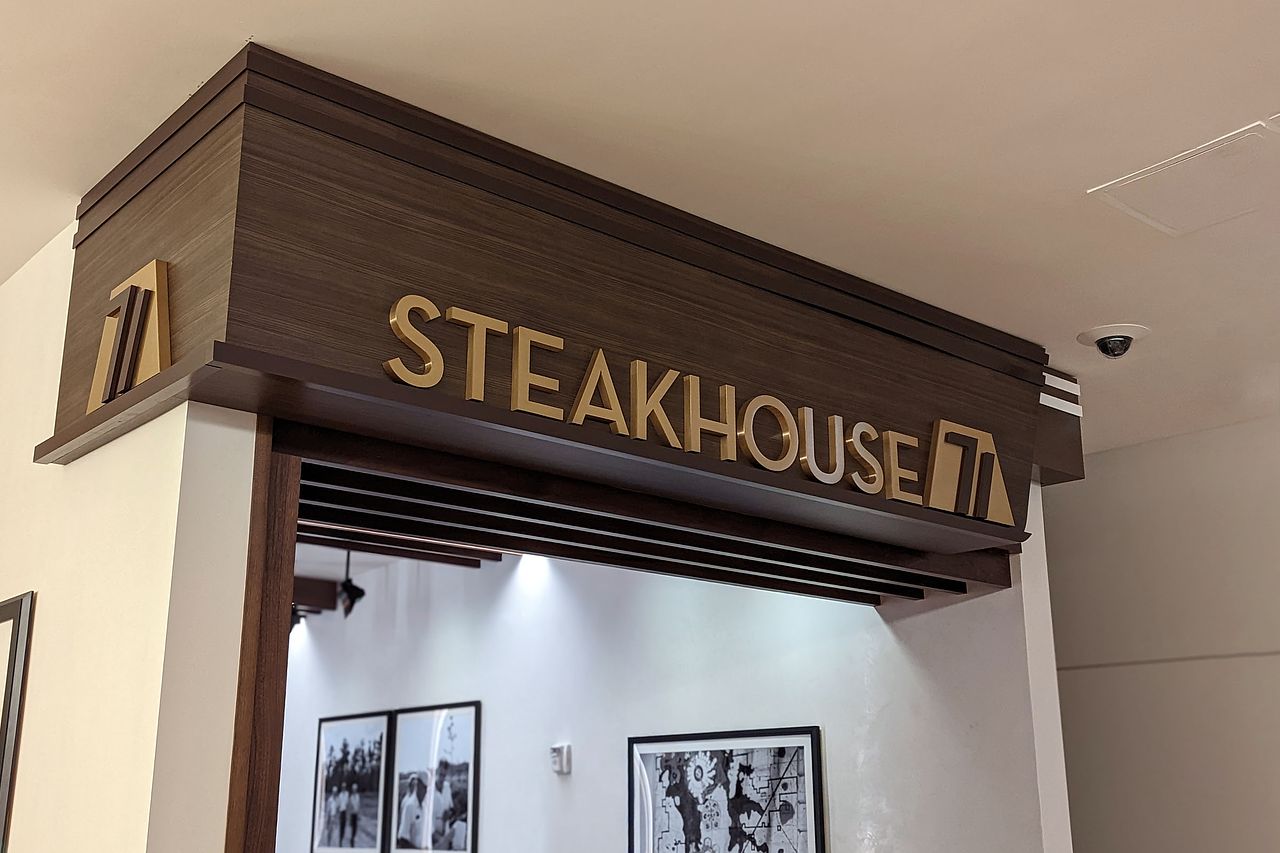 Steakhouse 71