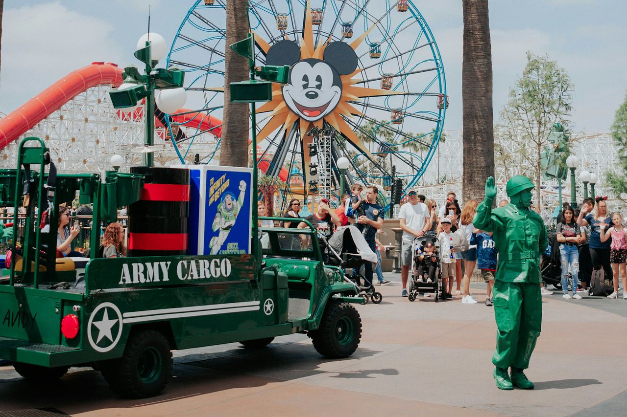 Better Together: A Pixar Pals Celebration! Parade Dessert Party